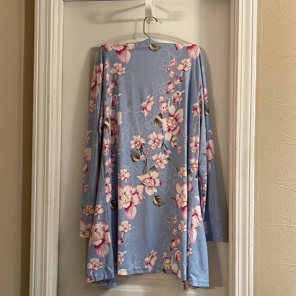 ♻️ New Qixing Blue Pink Purple Floral Kimono Robe Jacket size Medium - Picture 4 of 8